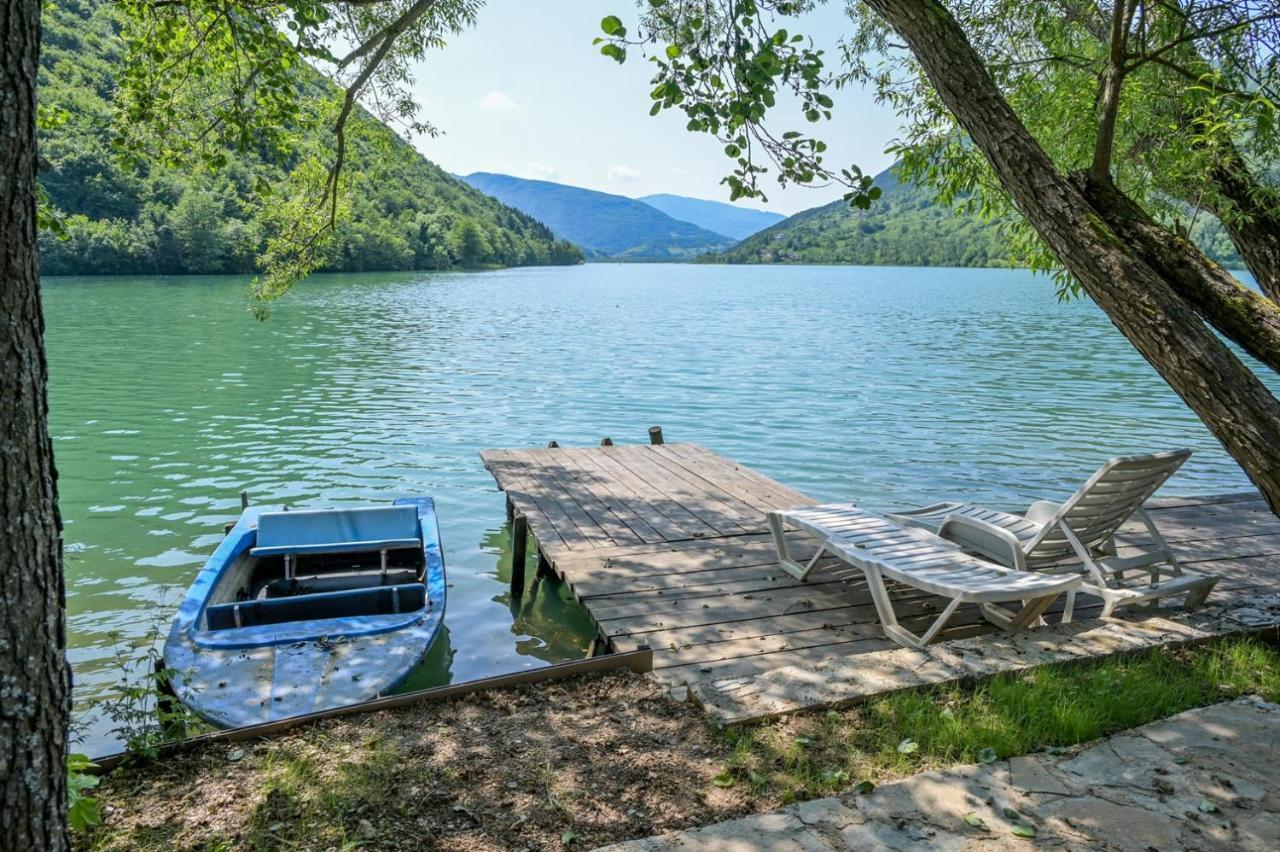 Forest Dream Lake House Яйце Экстерьер фото